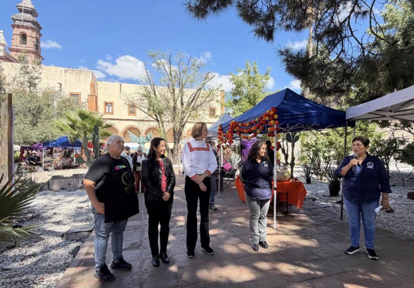 Inaugura López Birlain el Mercadito de Día de Muertos