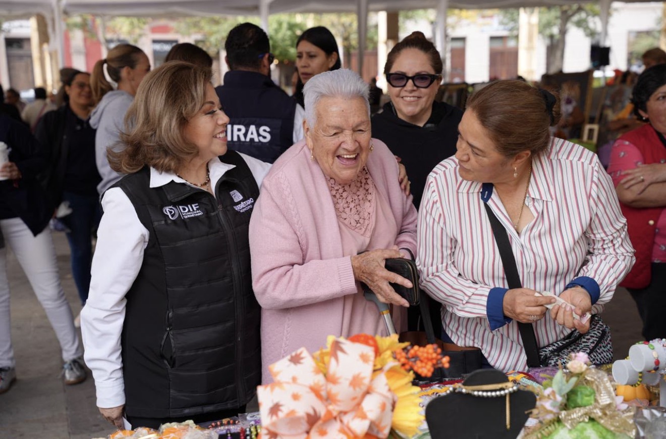 Impulsa Adriana Olvera el consumo con causa a través del Bazar DIF del Municipio de Querétaro