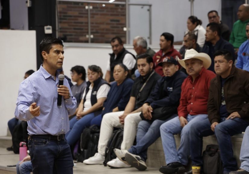 Capacita SEDESOQ a personal de Transporte Escolar para una atención segura e incluyente