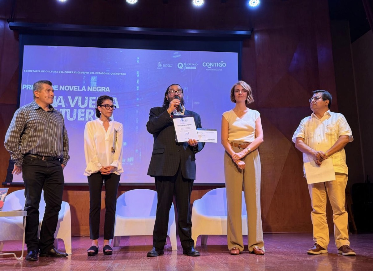Entrega López Birlain los premios de Novela Negra 2025 y 2026